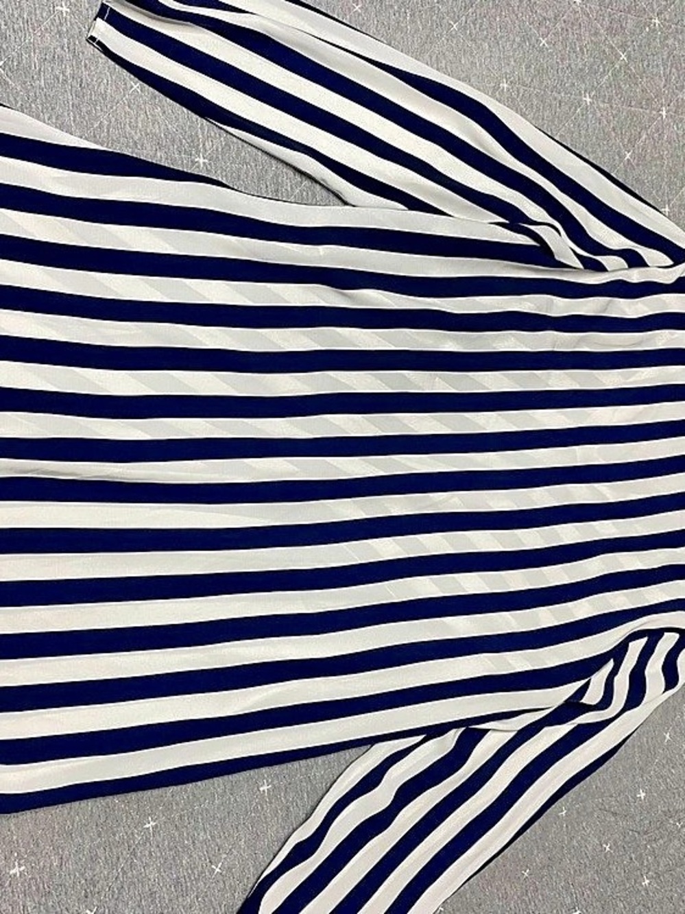 Chico’s Size 2 Large Navy White Striped Faux Wrap Long Sleeve Top